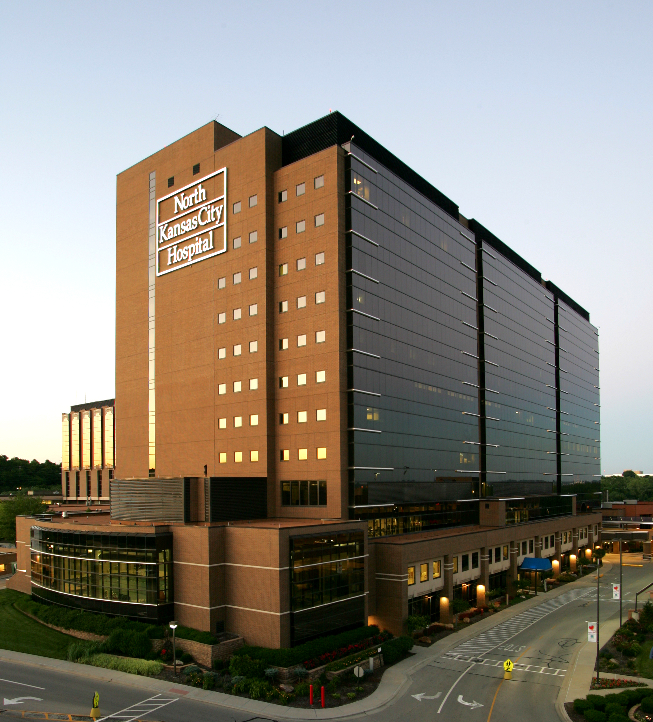 North Kansas City Hospital Earns a Blue Distinction Center+ for Spine Surgery